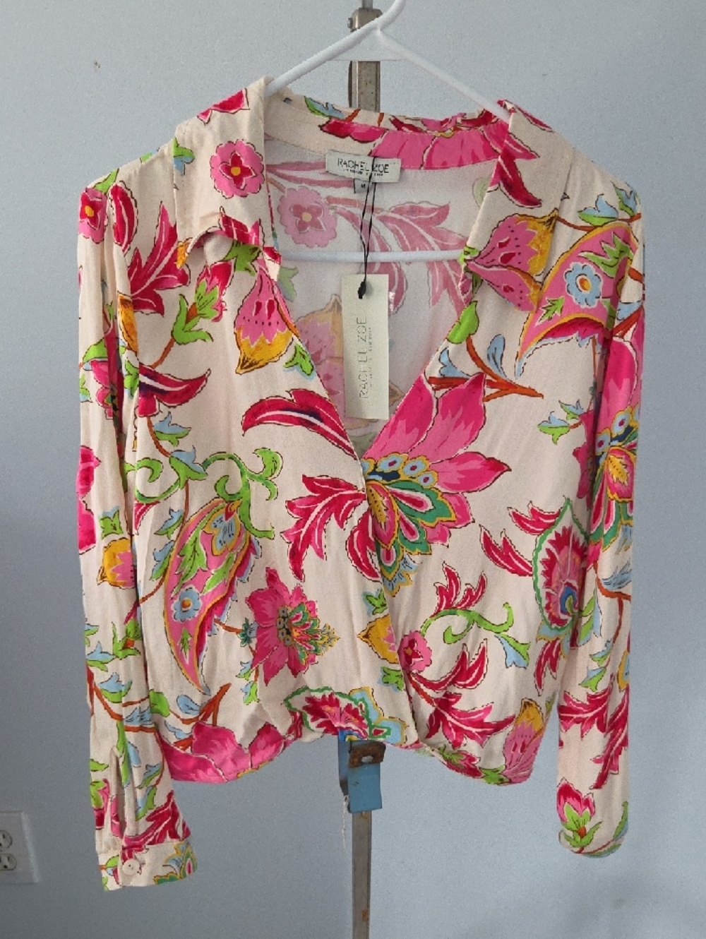 NWT Rachel Pink Floral Button-Down Blouse on Cream Base